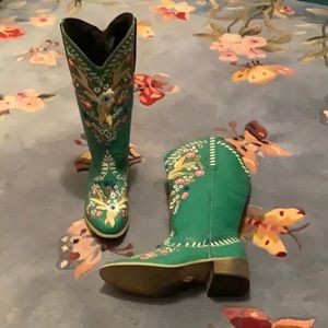Embroidered turquoise boots, 8 1/2